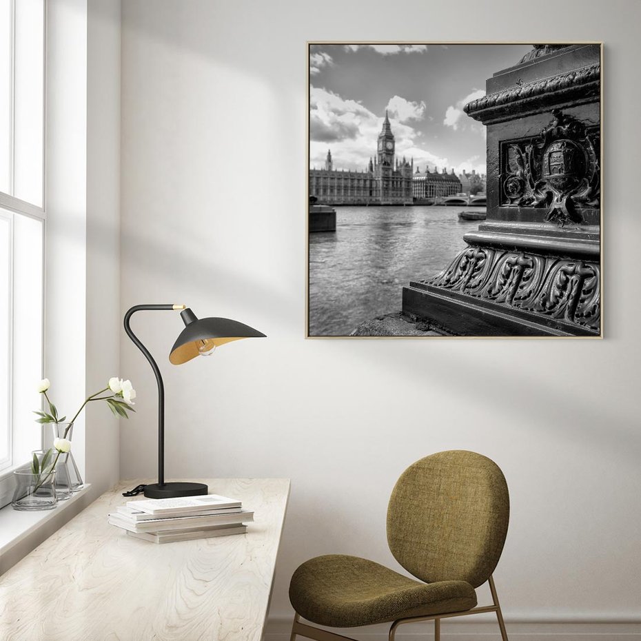 Obraz w ramie 50x50 - Pejzaż kruchości i siły - Londyn, Tamiza - rama drewno