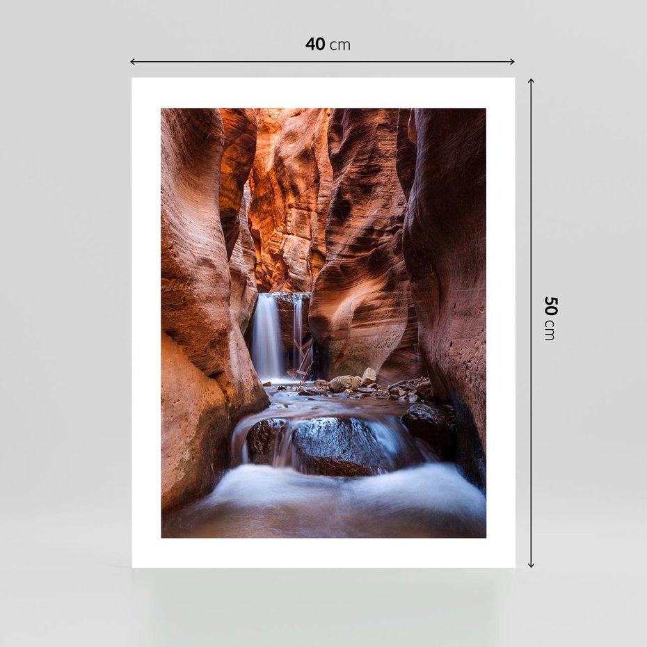 Plakat bez ramy 40x50 - Tajemniczy świat jaskini i wodospadu - jaskinia, wodospad