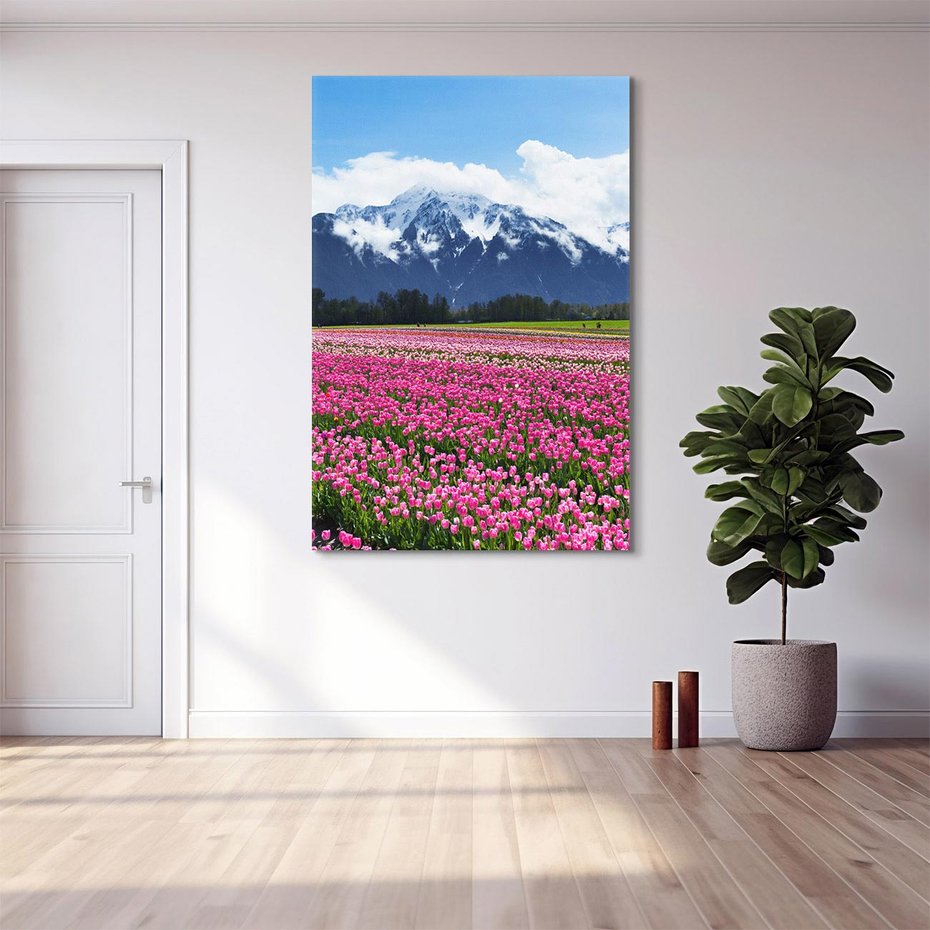 Obraz na płótnie 80x120 - Tulipany w malowniczym krajobrazie" - tulipany, krajobraz