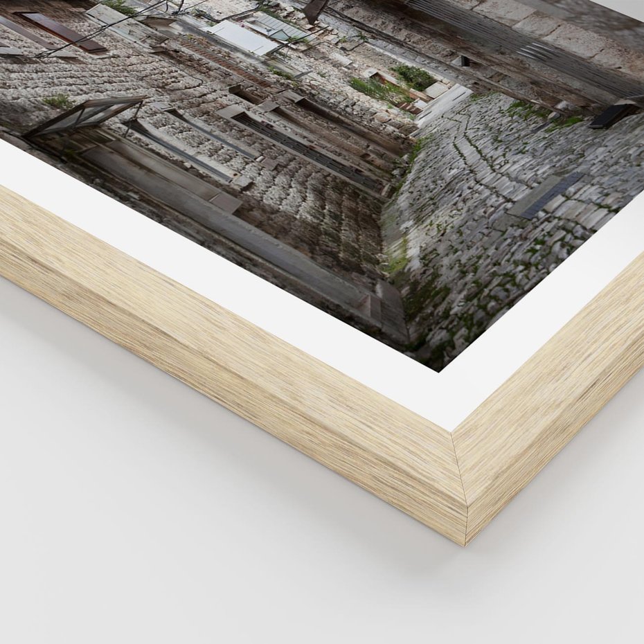 Plakat w ramie 40x50 - Malownicza uliczka we Włoszech - uliczka, Włoch - rama drewno