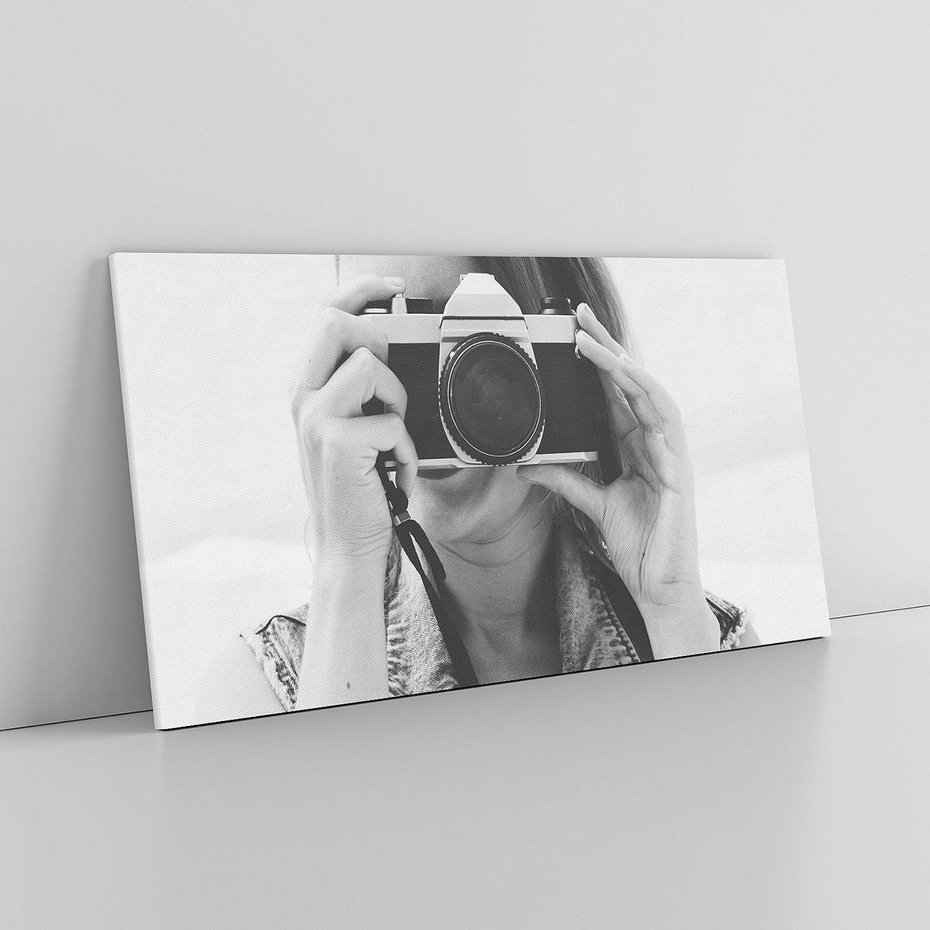 Obraz na płótnie 120x60 - Zrób mi Zdjęcie - fotografia, kobieta z aparatem