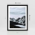 Plakat w ramie 40x50 - Malowniczy Krajobraz ze Śniegiem - góry, śnieg - rama czarna