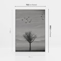 Obraz w ramie 70x100 - Samotne Drzewo - samotne drzewo w polu, czarno białe zdjęcie - rama biała