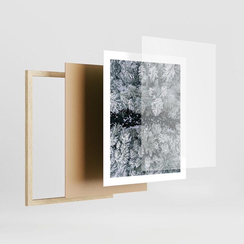 Plakat w ramie 40x50 - Zimowy Krajobraz z Góry - zdjęcie z góry, zaśnieżony las i zamarznięty strumyk - rama drewno