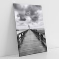 Obraz na płótnie 50x70 - Romantyczny pomost z latarnią - pomost, latarnia