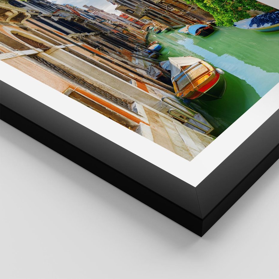 Plakat w ramie 50x70 - Wenecja: romantyczne miasto wodnych dróg - Wenecja, Włochy - rama czarna