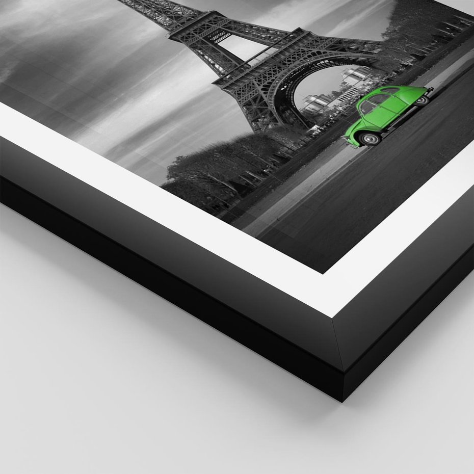 Plakat w ramie 40x50 - Paryskie Romantyczne Spotkanie - Eiffla, samochód - rama czarna
