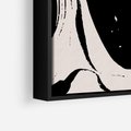 Obraz w ramie 70x100 - Wibracje w ciemnościach duszy - czarno biała abstrakcja, nieregularne rozmyte linie - rama czarna