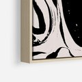 Obraz w ramie 50x50 - Wibracje w ciemnościach duszy - czarno biała abstrakcja, nieregularne rozmyte linie - rama drewno