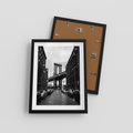 Plakat w ramie 30x40 - Ikona Miasta - Nowy Jork, most - rama czarna