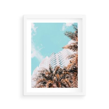 Plakat w ramie 30x40 - Wakacyjny Raj - palmy, wysokie budynki - rama biała
