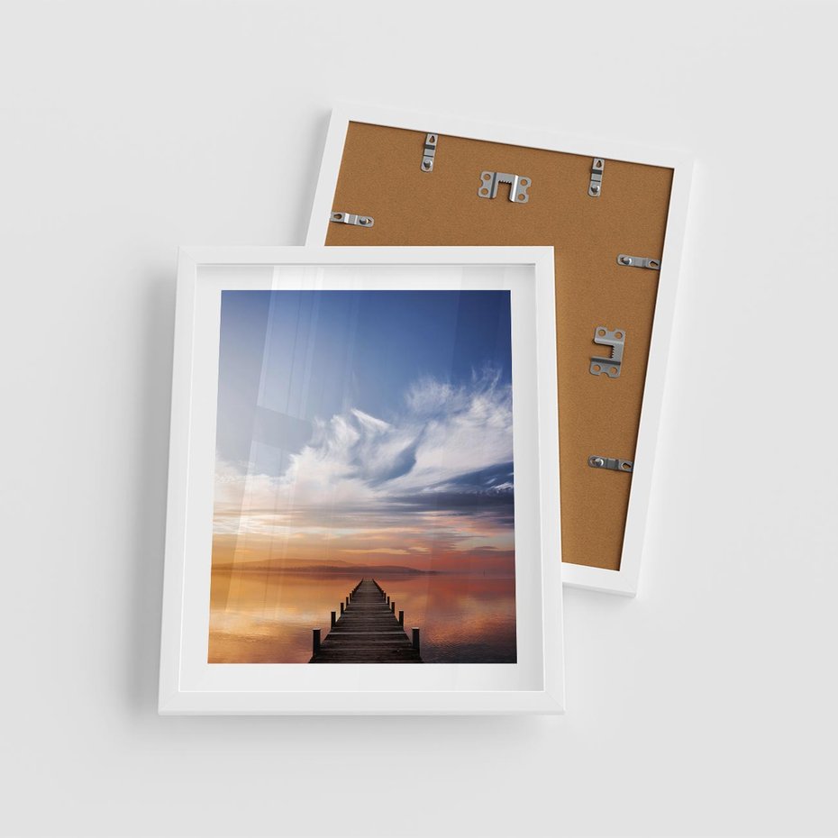 Plakat w ramie 40x50 - Magia Chwili - pomost, zachód - rama biała