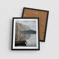 Plakat w ramie 40x50 - Refleksje Natury - morze, łódka - rama czarna