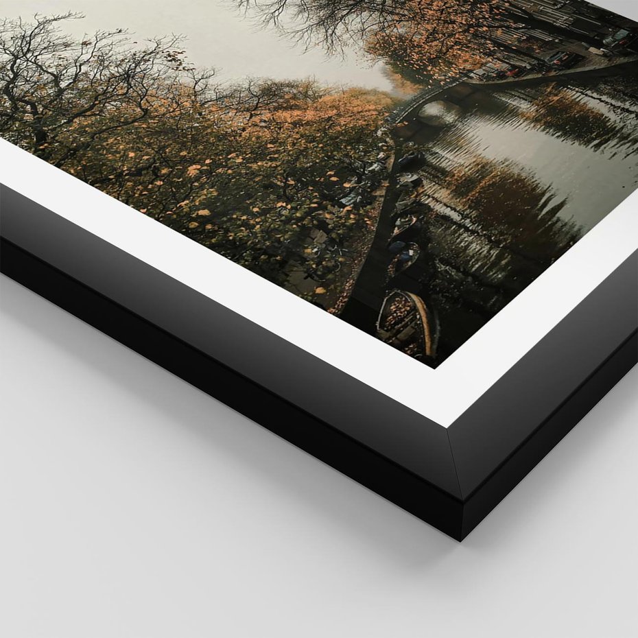 Plakat w ramie 50x70 - Jesienne Spacerki po Holenderskich Kanałach - kanały, Holandia - rama czarna