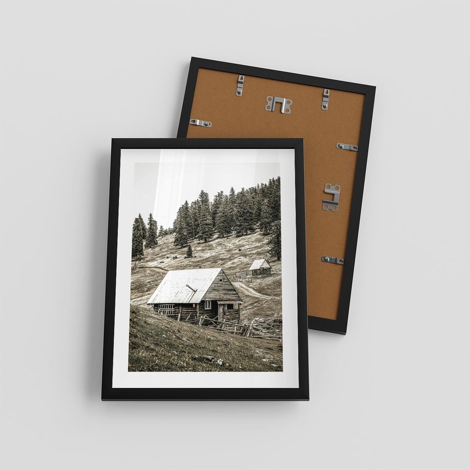 Plakat w ramie 30x40 - Ustronne Chatki w Górach - rustykalne domki w górach, sepia - rama czarna