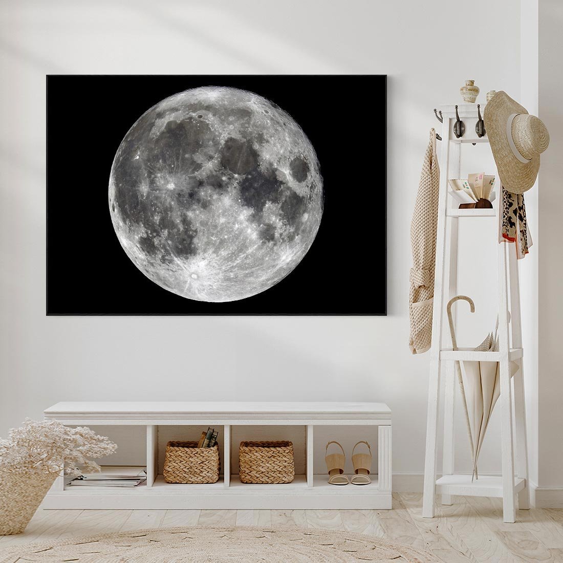 Obraz w ramie 100x70 - Księżycowa Aura - zdjęcie, ogromny księżyc na czarnym tle - rama czarna