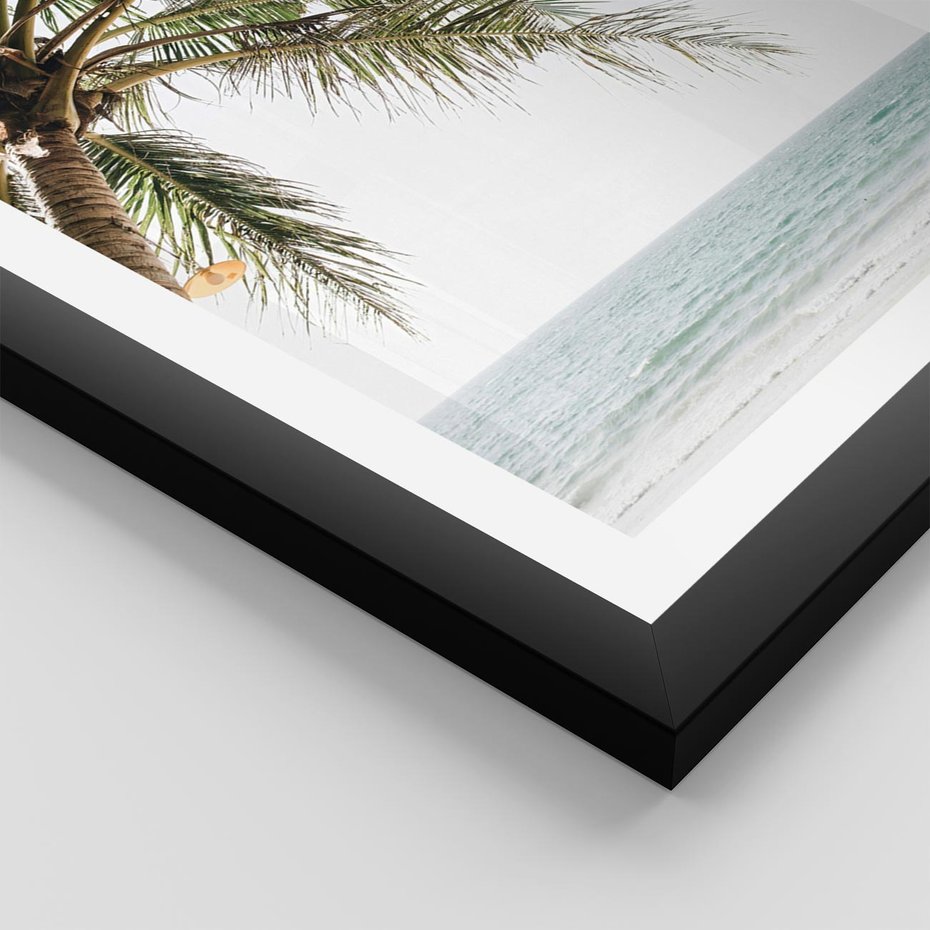 Plakat w ramie 30x40 - Wakacyjne Marzenie - palma nad morzem, - rama czarna
