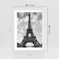 Plakat w ramie 30x40 - Nocna panorama Paryża z wieżą Eiffla - Eiffla, Paryż - rama biała