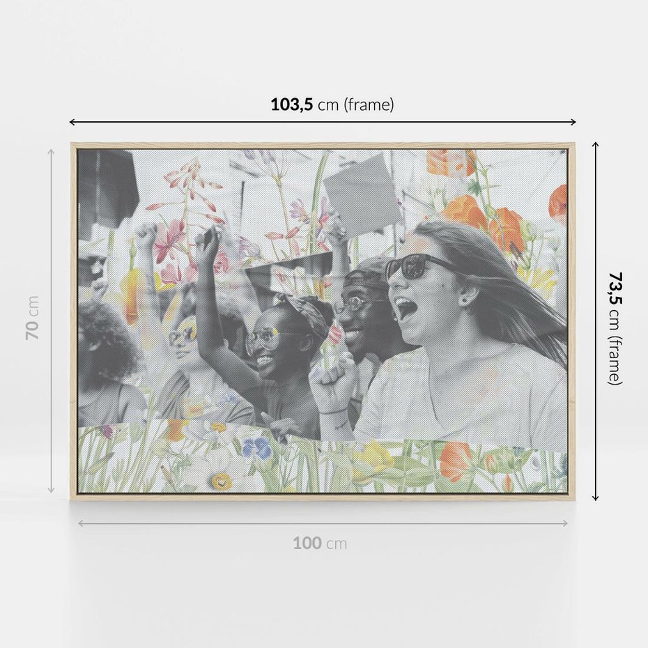 Obraz w ramie 100x70 - Księga zaklętych marzeń - kolaż, czarnobiałe zdjęcie wesołych młodych ludzi - rama drewno