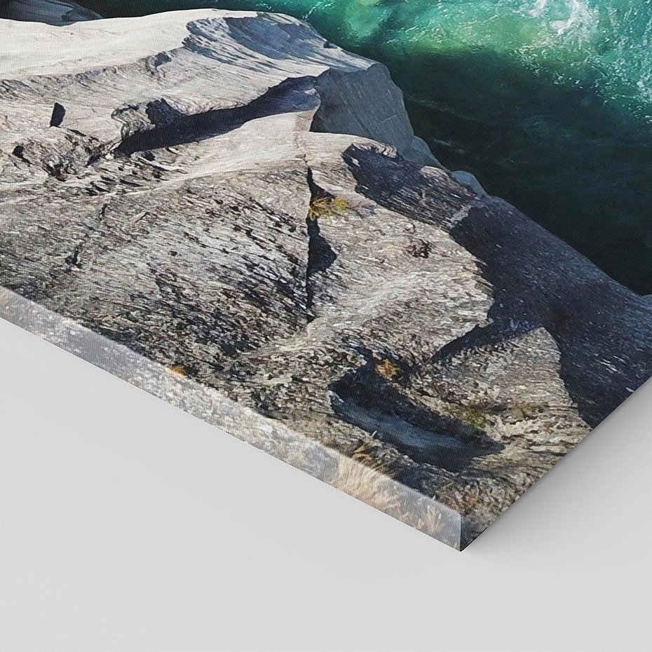 Obraz na płótnie 90x30 - Spotkanie natury i siły - rzeka, skały