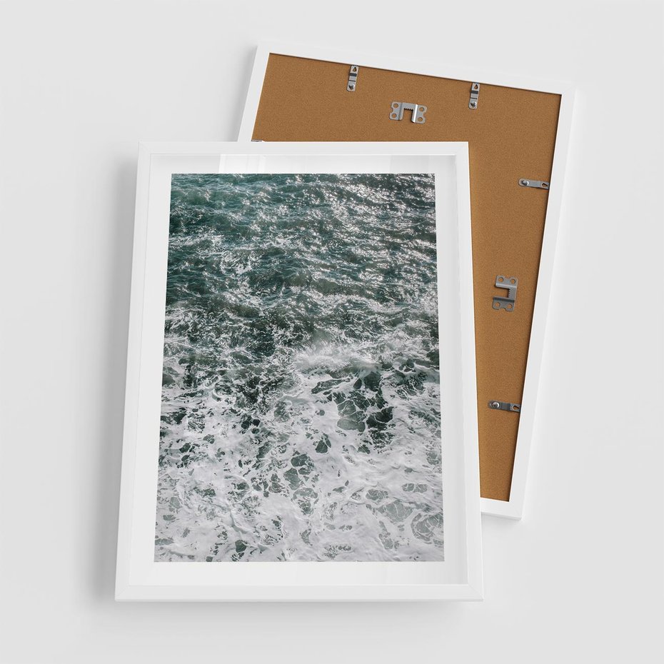 Plakat w ramie 50x70 - Sztormowa Przygoda - morze, ocean - rama biała