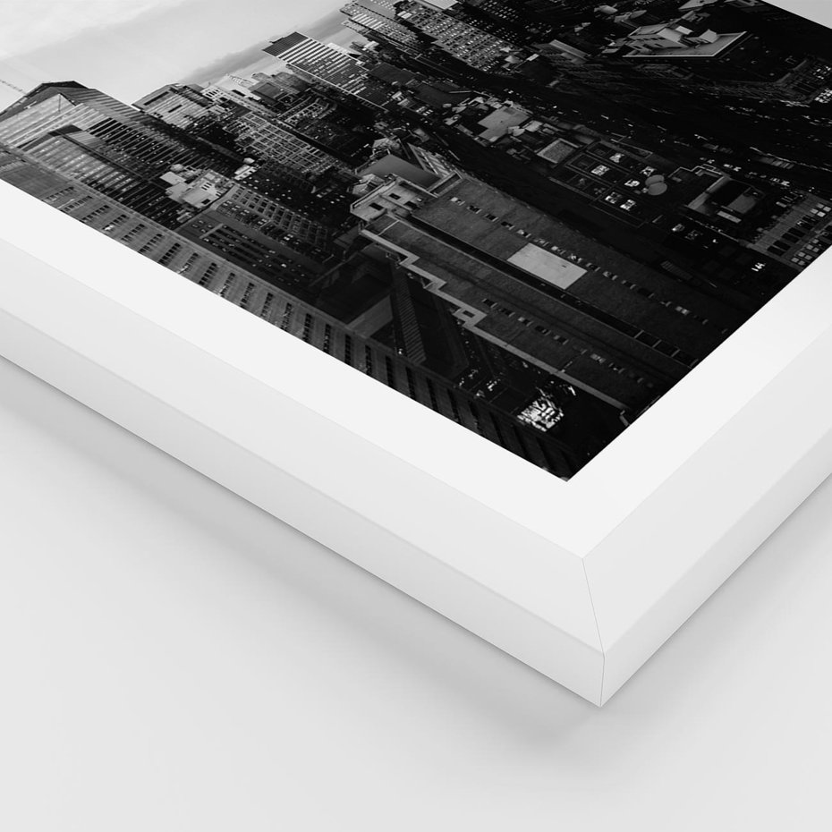 Plakat w ramie 50x70 - Wibracje Miejskiego Życia - miasto, wieżowce - rama biała