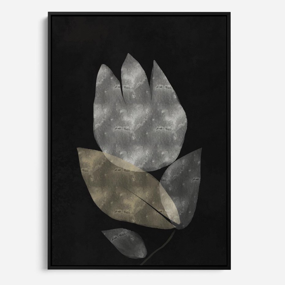 Obraz w ramie 70x100 - Nocne Uniesienia - abstrakcyjny kwiat, mroczna atmosfera - rama czarna