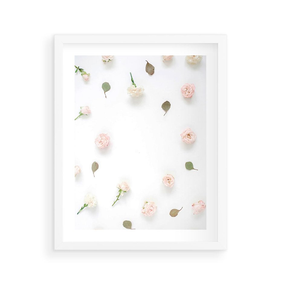 Plakat w ramie 40x50 - Romantyczna Kompozycja z Różami - kompozycja kwiatowa, róże - rama biała