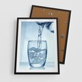 Plakat w ramie 50x70 - Chłodząca szklanka wody - szklanka, wody - rama czarna