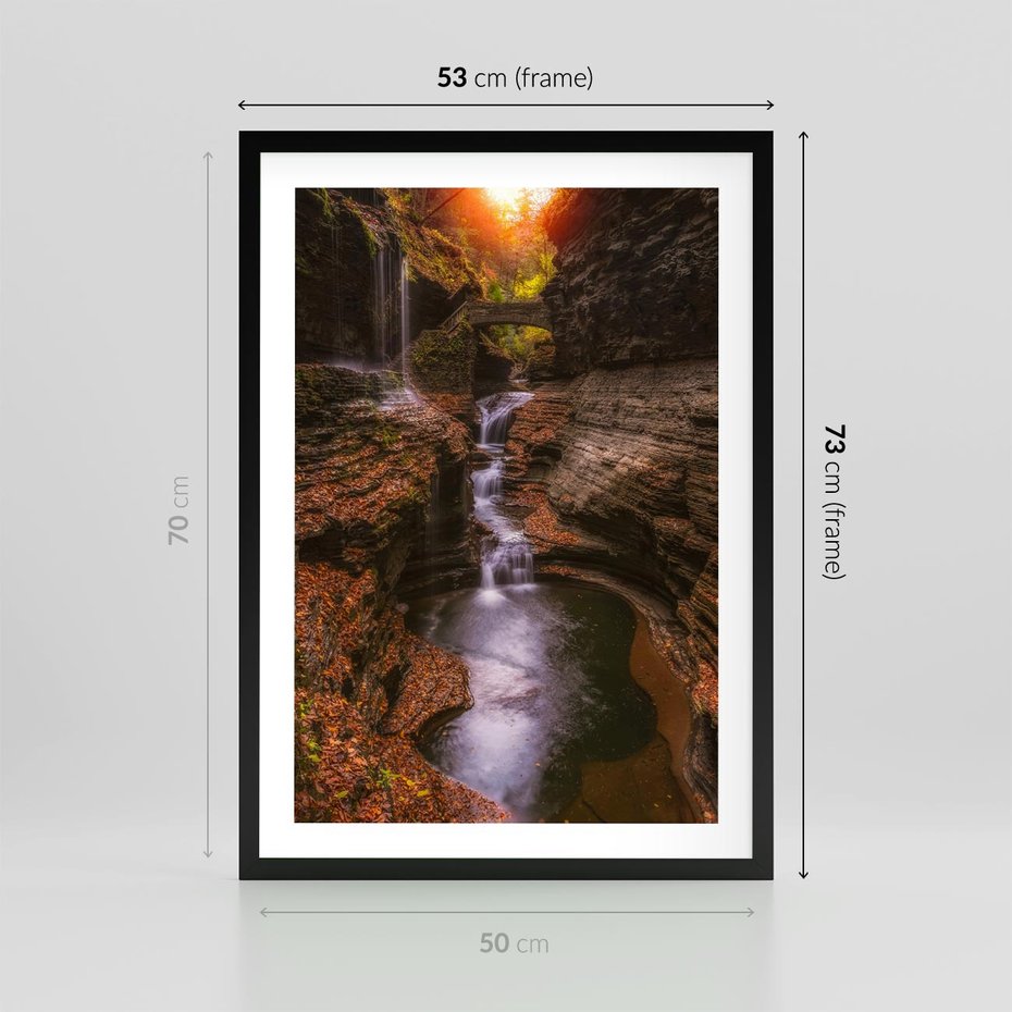 Plakat w ramie 50x70 - Barwna Harmonia - strumień, las - rama czarna