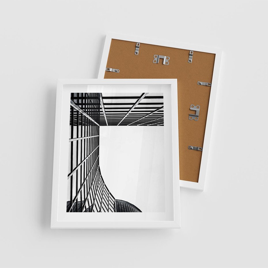 Plakat w ramie 40x50 - Minimalizm Wysokości - architektura, czarno białe zdjęcie - rama biała