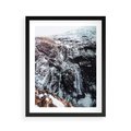 Plakat w ramie 40x50 - Góry w Białym Uroku: Zimowa Sceneria - górski krajobraz, zima - rama czarna