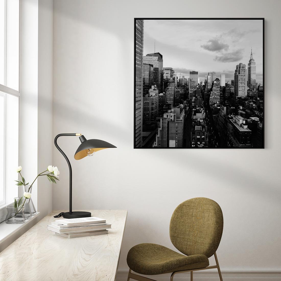 Obraz w ramie 50x50 - Wibracje Miejskiego Życia - miasto, wieżowce - rama czarna