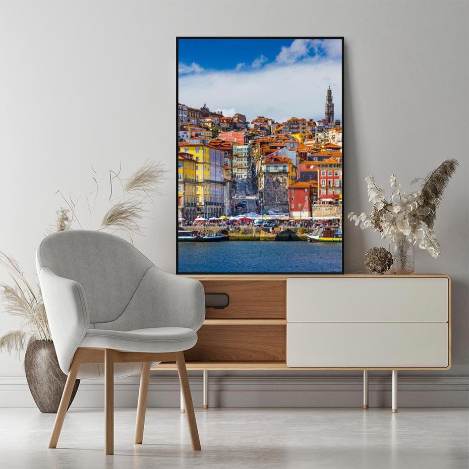 Obraz w ramie 70x100 - Kolorowa Przystań - nadmorskie miasto, kolorowe budynki - rama czarna