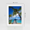 Plakat w ramie 30x40 - Tropikalne palmy nad oceanem - palmy, ocean - rama biała
