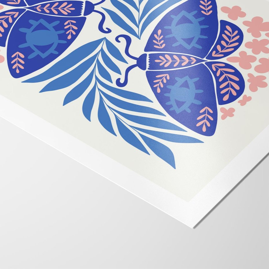 Plakat bez ramy 21x30 - Migotliwa Rzeczywistość - ćmy, kwiaty