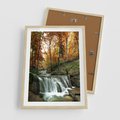 Plakat w ramie 50x70 - Jesienny wodospad w lesie - wodospad, las - rama drewno