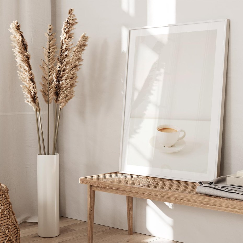 Plakat bez ramy 21x30 - Kawa w Prostocie - kawa w filizance, białe tłó