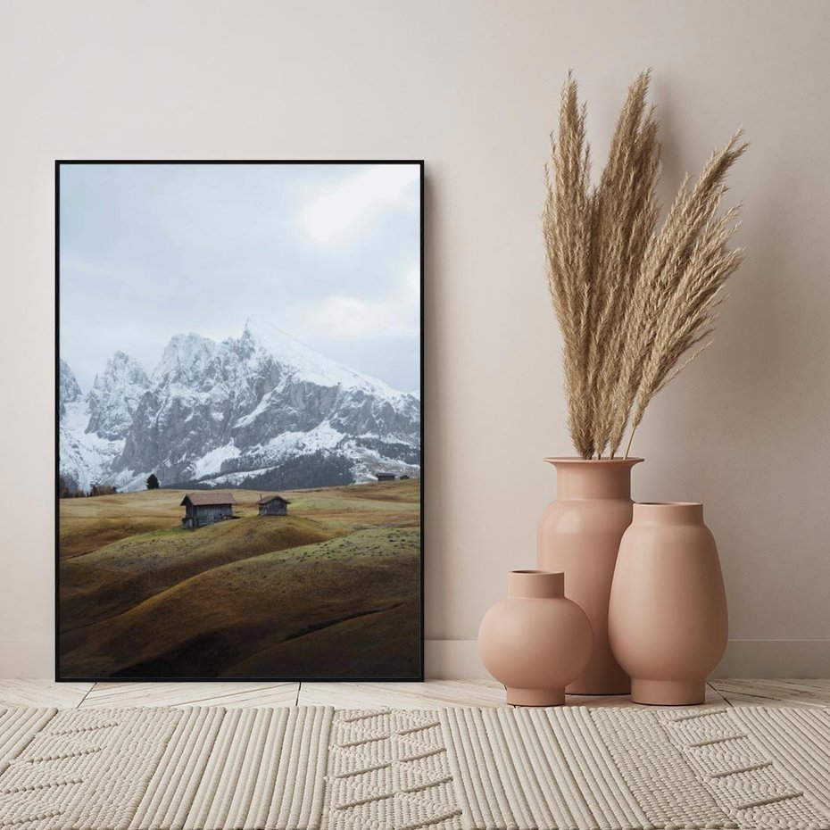 Obraz w ramie 50x70 - Odkryj Ich Urok - góry, skandynawia - rama czarna