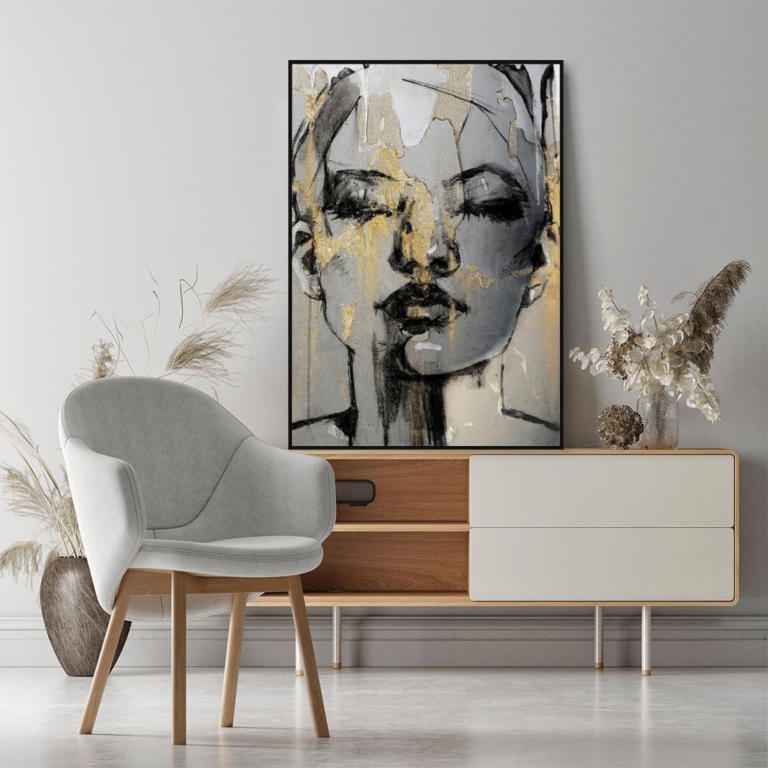 Obraz w ramie 70x100 - Kobieta - Abstrakcyjne Malowidło - złote, usta abstrakcja - rama czarna