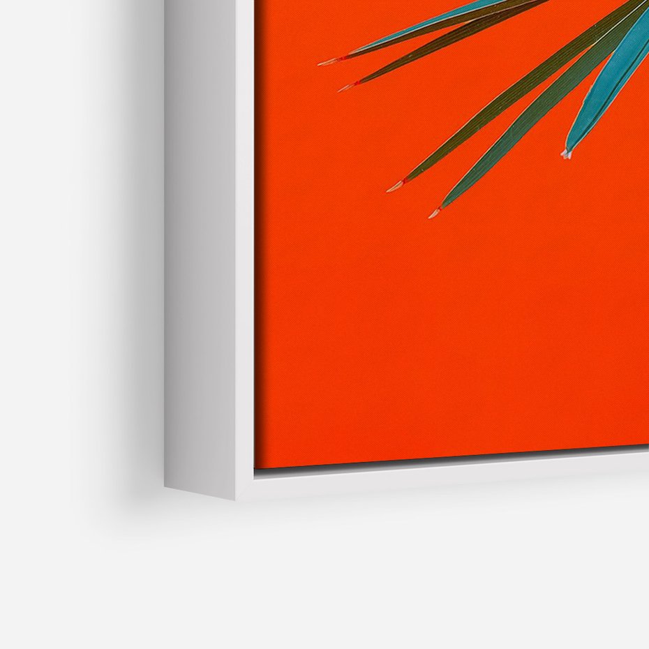 Obraz w ramie 80x120 - Egzotyczny Urok - liście, palma - rama biała