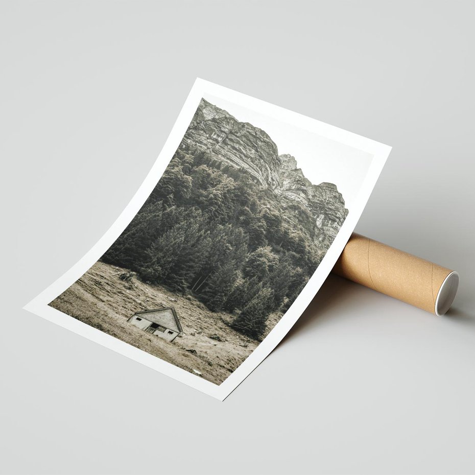 Plakat bez ramy 21x30 - Dom w Odcieniach Natury - domek w górach, góry