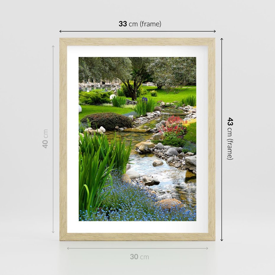 Plakat w ramie 30x40 - Ogródowy Strumyk - strumyk, ogród - rama drewno