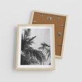 Plakat w ramie 40x50 - Palmy w Monochromii - palmy, tropikalne palmy - rama drewno