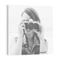 Obraz na płótnie 60x60 - Zrób mi Zdjęcie - fotografia, kobieta z aparatem