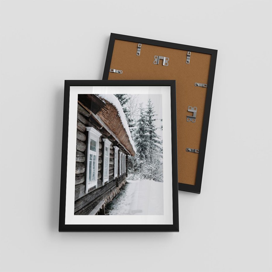 Plakat w ramie 30x40 - Cicha Zima - zima, domek w górach - rama czarna