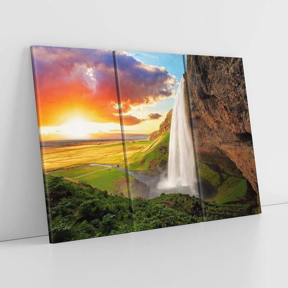 Obraz na płótnie 120x80 - Zachód słońca nad islandzkim wodospadem - Islandia, wodospad