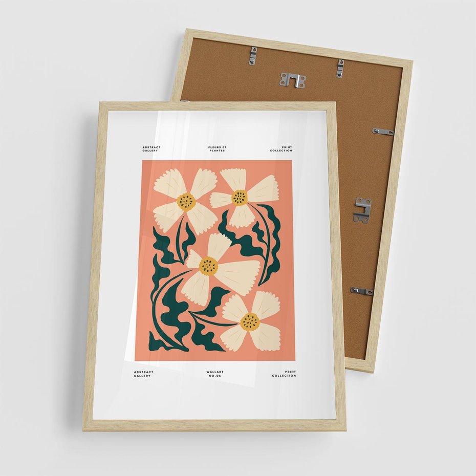 Plakat w ramie 50x70 - Refleksje w roślinnym odbiciu - kwiatowa kompozycja, minimalizm - rama drewno