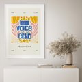 Plakat bez ramy 50x70 - Złote Impulsy - typografia, kwiaty