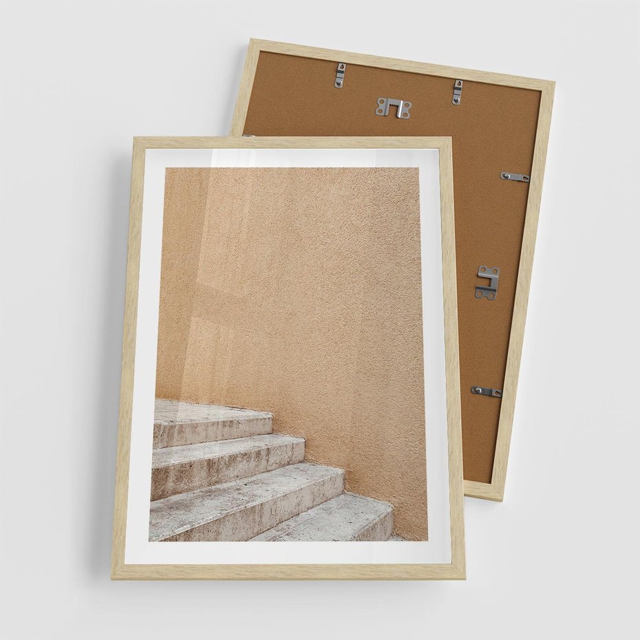 Plakat w ramie 50x70 - Schod w Beżu - schody, minimalizm - rama drewno